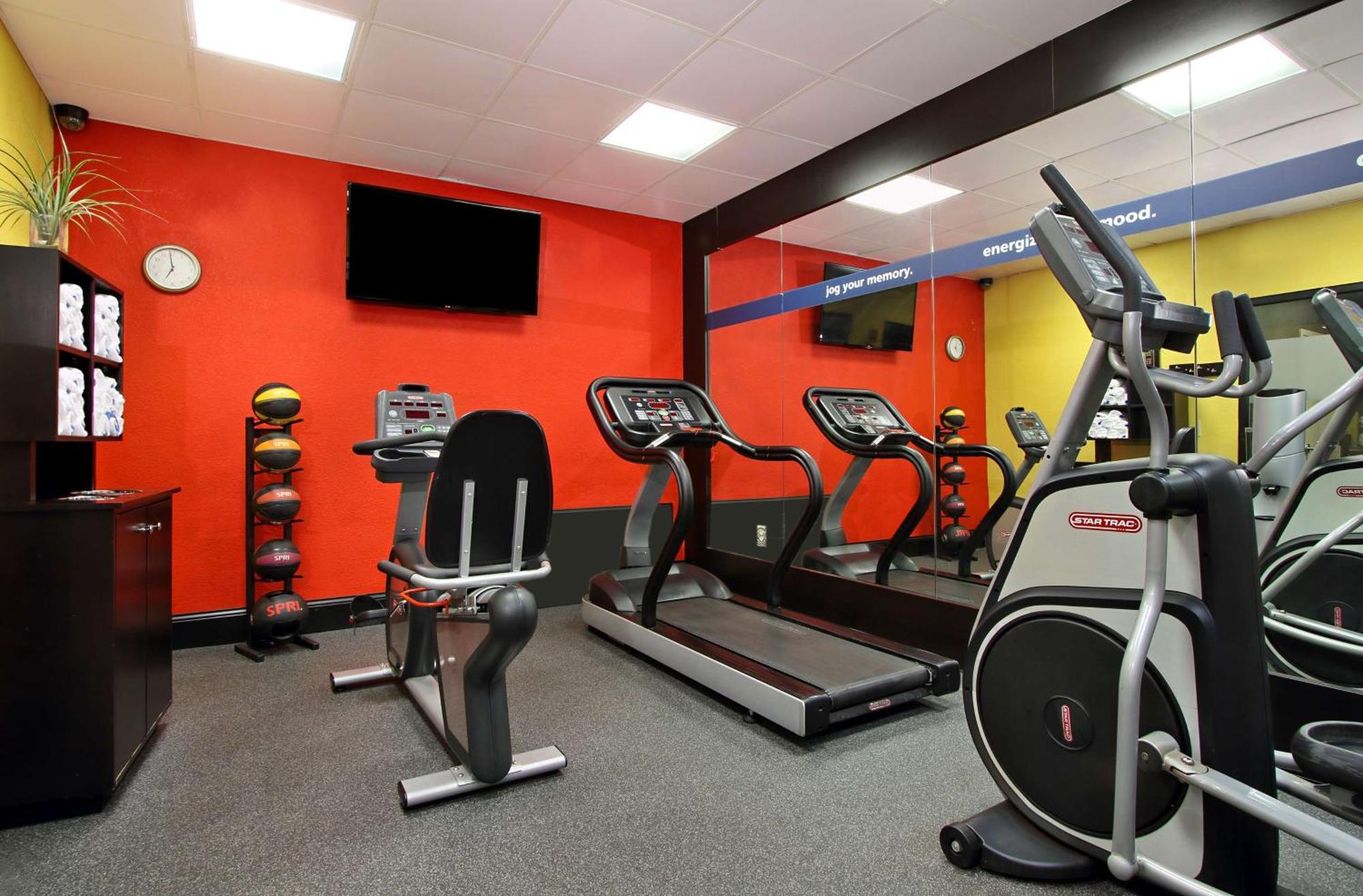 Hampton Inn & Suites Columbus Hilliard Extérieur photo
